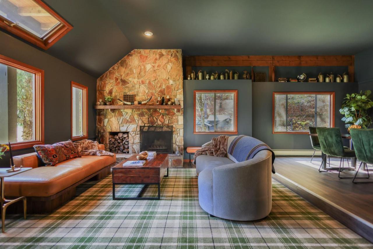 Outland Chalet & Suites Great Smoky Mountains Whittier Bagian luar foto